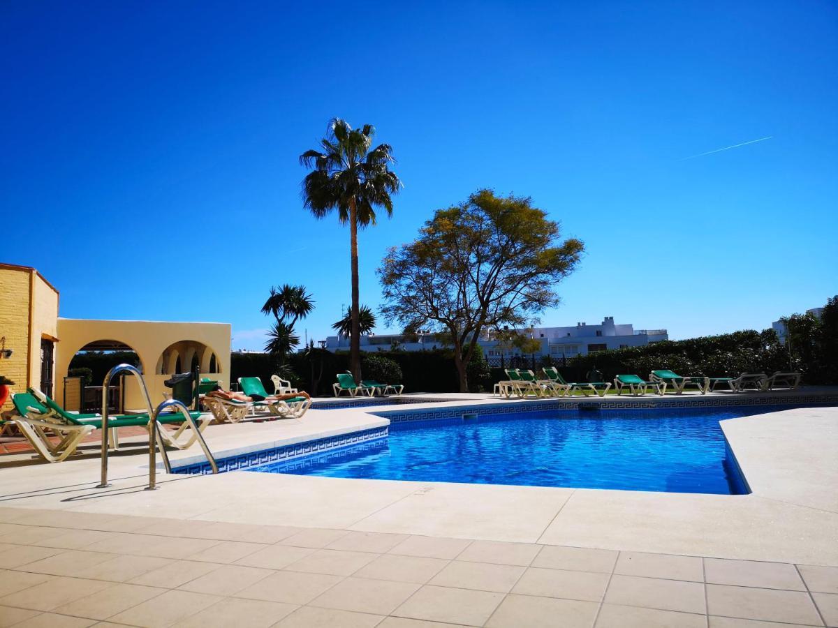 Playa Flores - Vistas A La Piscina Torremolinos Exterior foto